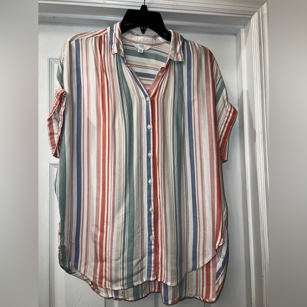 Time and Tru plaid button-down top